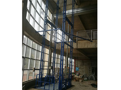 液壓升降平臺(tái)